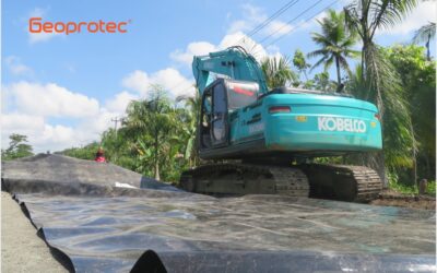 Menstabilkan Tanah Ekspansif Menggunakan Geomembrane