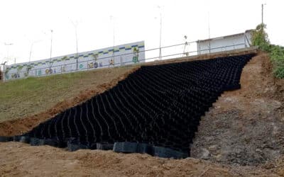 Plih Geogrid atau Geocell? Pahami masing-masing fungsinya!