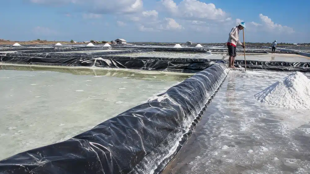 Peran UV stabilizer pada geomembrane