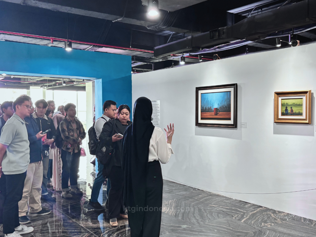 Art Tour Peserta Seminar KTG Indonesia di Pameran Lukisan SBY